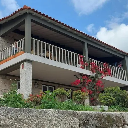 Casas Da Tapada Briteiros Casa Cortes * Guimarães